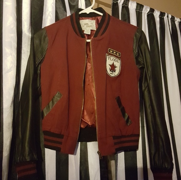 Jacket - Picture 1 of 5
